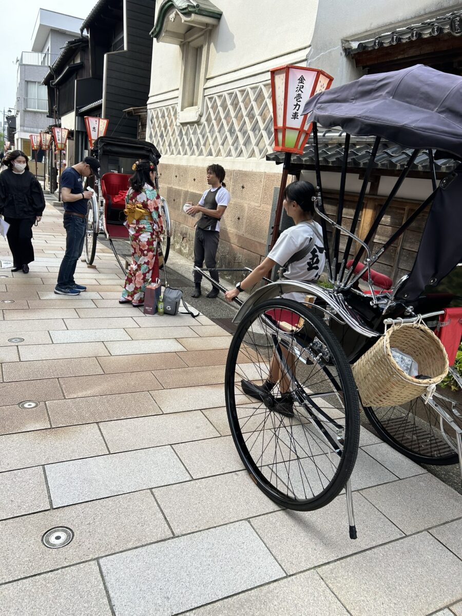 ひがし茶屋の様子